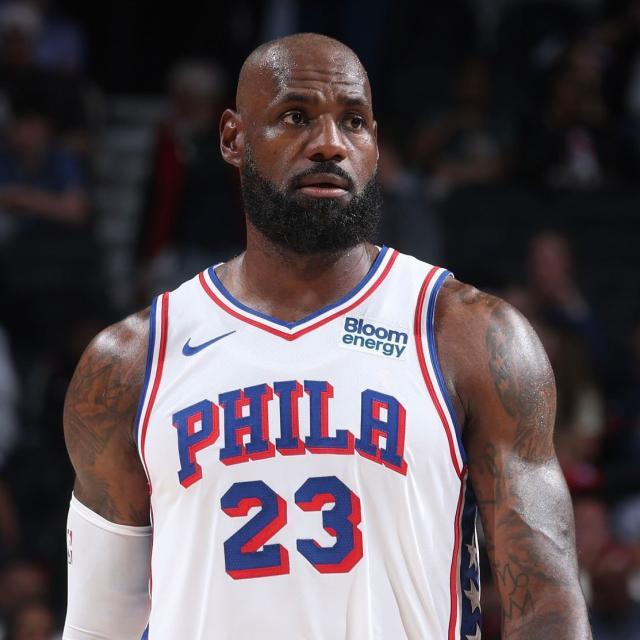 HUyzt-fasAA6-bG.jpg